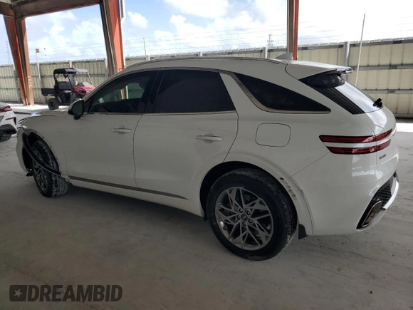 2025 Genesis GV70 2.5T with VIN 5NMMADTBXSH035022, listed as a Copart auction lot 51664685 with 1,015 mi miles and Salvage title. Bid and sale history available at DreamBid. Image 2.