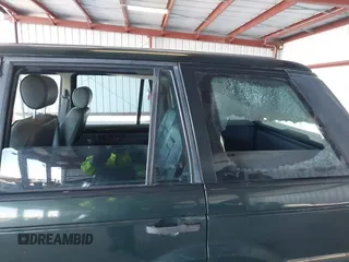 2000 Land Rover Range Rover with VIN SALPF1643YA430147, listed as a IAAI auction lot 41388436 with 123,432 mi miles and . Bid and sale history available at DreamBid. Image 6.