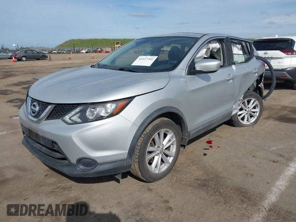 2017 Nissan Rogue S z VIN JN1BJ1CP5HW022009, wystawiony jako IAAI lot #41627266 z przebiegiem 120 966 mil mil oraz . Historia ofert i sprzedaży dostępna na DreamBid. Obrazek 17.