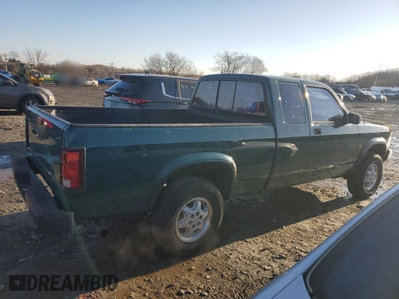 1995 Dodge Dakota z VIN 1B7GG23Y6SW902465, wystawiony jako Copart lot #44148865 z przebiegiem 174 126 mil mil oraz Czysty tytuł • Clean title. Historia ofert i sprzedaży dostępna na DreamBid. Obrazek 3.