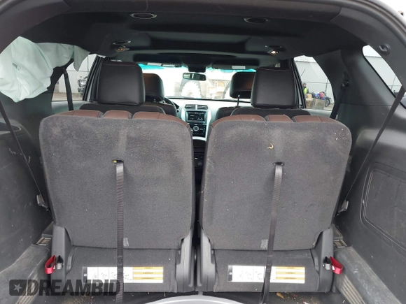 2014 Ford Explorer Sport z VIN 1FM5K8GT3EGB49107, wystawiony jako IAAI lot #41400418 z przebiegiem 150 755 mil mil oraz . Historia ofert i sprzedaży dostępna na DreamBid. Obrazek 8.
