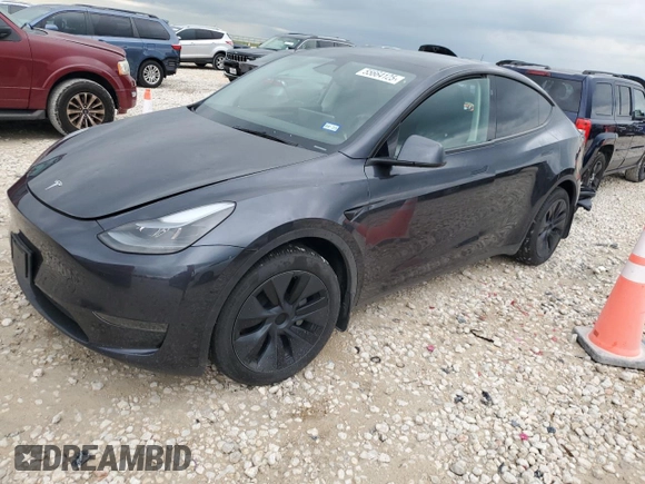 2024 Tesla Model Y with VIN 7SAYGDEDXRA322676, listed as a Copart auction lot 55664125 with 8,788 mi miles and Clean title. Bid and sale history available at DreamBid. Image 1.