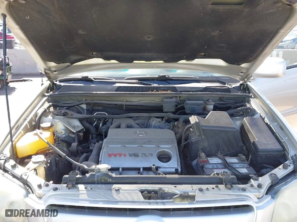 2004 Toyota Highlander with VIN JTEEP21A140009053, listed as a IAAI auction lot 41743965 with 204,882 mi miles. Bid and sale history available at carsss.com. Image 10.