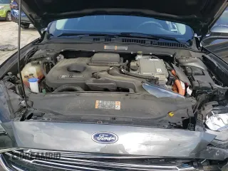 2018 Ford Fusion SE with VIN 3FA6P0LU1JR174929, listed as a Copart auction lot 60780145 with 86,772 mi miles and Salvage title. Bid and sale history available at DreamBid. Image 13.