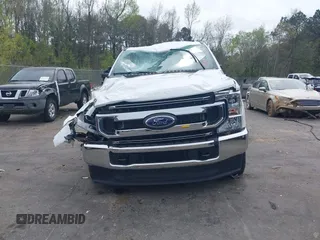 2022 Ford F-250 XL z VIN 1FT7W2BT3NEC98831, wystawiony jako IAAI lot #41851281 z przebiegiem 24 876 mil mil oraz . Historia ofert i sprzedaży dostępna na DreamBid. Obrazek 12.