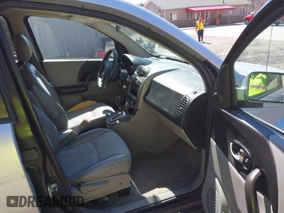 2005 Saturn VUE z VIN 5GZCZ53415S824503, wystawiony jako IAAI lot #41907616 z przebiegiem 208 709 mil mil oraz . Historia ofert i sprzedaży dostępna na DreamBid. Obrazek 5.