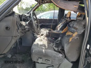 2002 Chevrolet Silverado 1500HD LT z VIN 1GCGK13U02F232577, wystawiony jako Copart lot #66970604 z przebiegiem Nie podano mil oraz Szkoda całkowita • Salvage title. Historia ofert i sprzedaży dostępna na DreamBid. Obrazek 7.