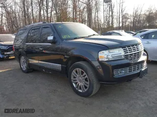 2010 Lincoln Navigator with VIN 5LMJJ2J57AEJ03789, listed as a IAAI auction lot 41765854 with 191,344 mi miles. Bid and sale history available at carsss.com. Image 1.