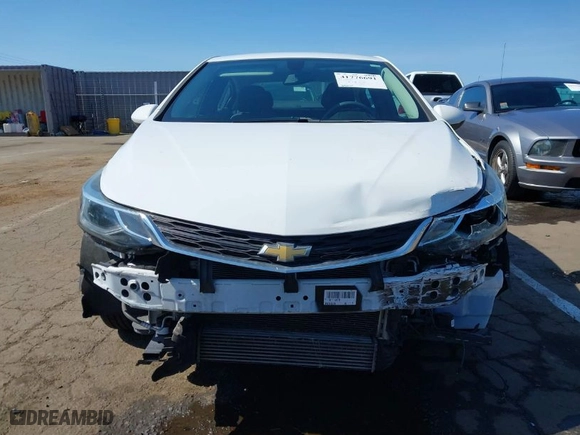 2018 Chevrolet Cruze LT with VIN 1G1BE5SM7J7114862, listed as a IAAI auction lot 41776691 with 64,026 mi miles. Bid and sale history available at carsss.com. Image 13.