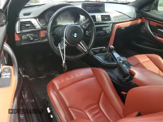 2020 BMW M4 with VIN WBS4Y9C09LAH83114, listed as a Copart auction lot 70394344 with 32,459 mi miles and Salvage Title. Bid and sale history available at carsss.com. Image 8.