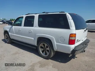 2003 Chevrolet Suburban LS with VIN 3GNEC16Z33G335608, listed as a IAAI auction lot 42017008 with 305,673 mi miles and . Bid and sale history available at DreamBid. Image 3.