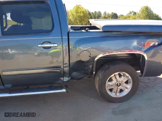 2010 Chevrolet Silverado 1500 LT with VIN 3GCRCSE09AG151287, listed as a IAAI auction lot 40532023 with 154,535 mi miles. Bid and sale history available at carsss.com. Image 6.