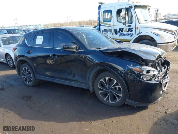 2022 Mazda CX-5 2.5 S Premium Package with VIN JM3KFBDM8N1544898, listed as a IAAI auction lot 41471186 with NaN miles. Bid and sale history available at carsss.com. Image 13.