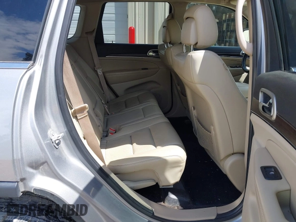 2017 Jeep Grand Cherokee Limited with VIN 1C4RJEBG4HC765329, listed as a IAAI auction lot 42008297 with 194,607 mi miles and . Bid and sale history available at DreamBid. Image 8.