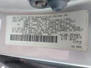 2004 Toyota Sienna XLE with VIN 5TDZA22C14S076563, listed as a IAAI auction lot 41980606 with 195,007 mi miles. Bid and sale history available at carsss.com. Image 9.