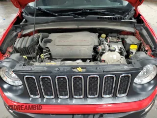 2017 Jeep Renegade Latitude z VIN ZACCJBBB4HPF16226, wystawiony jako Copart lot #50770685 z przebiegiem 116 805 mil mil oraz Szkody całkowita. Historia ofert i sprzedaży dostępna na DreamBid. Obrazek 13.