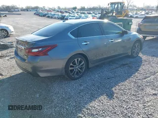 2018 Nissan Altima 2.5 SR with VIN 1N4AL3AP7JC240029, listed as a IAAI auction lot 41883209 with 77,190 mi miles. Bid and sale history available at carsss.com. Image 4.
