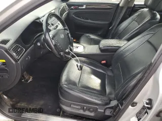 2013 Hyundai Genesis 3.8L z VIN KMHGC4DD2DU234242, wystawiony jako Copart lot #59992075 z przebiegiem 191 254 mil mil oraz Szkoda całkowita • Salvage title. Historia ofert i sprzedaży dostępna na DreamBid. Obrazek 7.