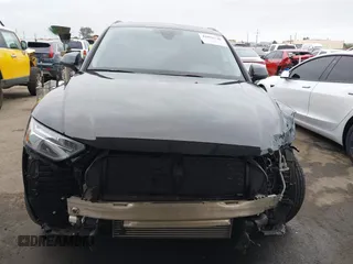 2023 Audi Q5 Premium Plus z VIN WA1BBAFY7P2187588, wystawiony jako IAAI lot #42052046 z przebiegiem 18 987 mil mil oraz . Historia ofert i sprzedaży dostępna na DreamBid. Obrazek 13.