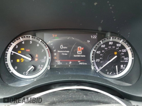 2022 Toyota Highlander XLE with VIN 5TDHZRBH6NS570427, listed as a Copart auction lot 51982165 with 34,072 mi miles and Clean title. Bid and sale history available at DreamBid. Image 9.