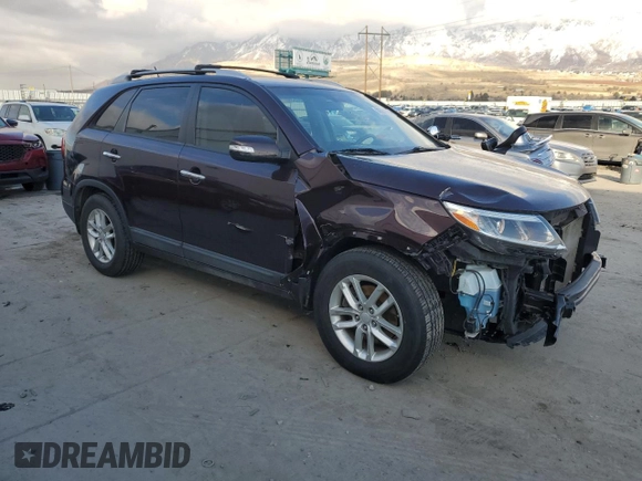 2014 Kia Sorento LX with VIN 5XYKT4A71EG530322, listed as a Copart auction lot 88501505 with 73,887 mi miles and Salvage Title. Bid and sale history available at carsss.com. Image 4.