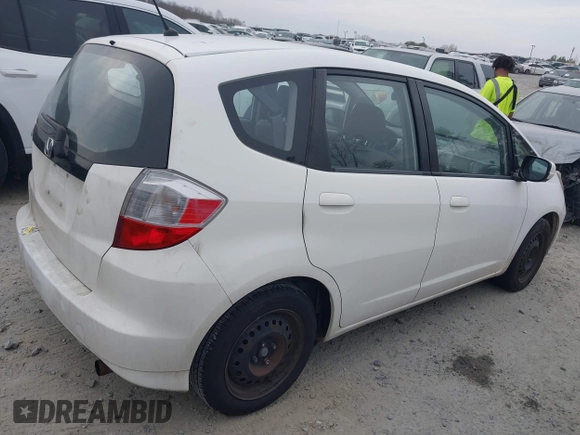 2013 Honda Fit with VIN JHMGE8H30DC067178, listed as a IAAI auction lot 41498926 with 121,036 mi miles. Bid and sale history available at carsss.com. Image 13.