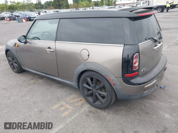 2013 MINI Clubman z VIN WMWZF3C56DT490749, wystawiony jako IAAI lot #42368888 z przebiegiem 163 731 mil mil oraz . Historia ofert i sprzedaży dostępna na DreamBid. Obrazek 3.
