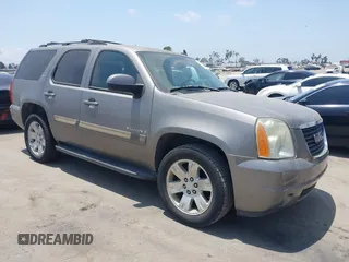 2007 GMC Yukon SLE with VIN 1GKFC13007R134178, listed as a IAAI auction lot 42572826 with 133,236 mi miles and . Bid and sale history available at DreamBid. Image 1.