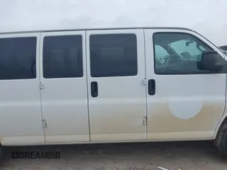 2020 Chevrolet Express Passenger LS with VIN 1GAZGNFG7L1241548, listed as a IAAI auction lot 42675352 with 9,651 mi miles and . Bid and sale history available at DreamBid. Image 13.