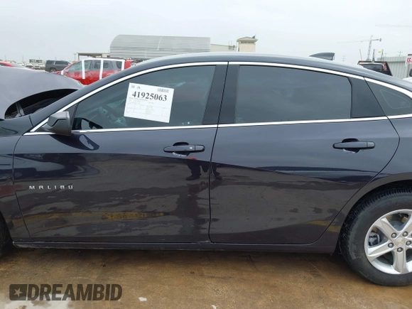 2022 Chevrolet Malibu LS with VIN 1G1ZB5ST4NF205453, listed as a IAAI auction lot 41925063 with 33,584 mi miles and . Bid and sale history available at DreamBid. Image 14.