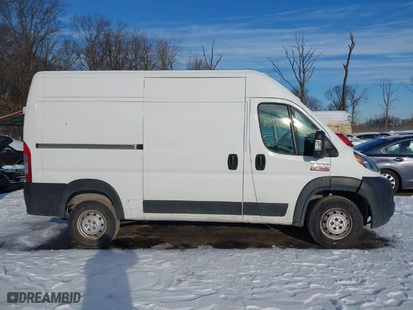 2020 Ram ProMaster Cargo Van with VIN 3C6TRVBG0LE125464, listed as a IAAI auction lot 41346400 with 99,460 mi miles. Bid and sale history available at carsss.com. Image 13.