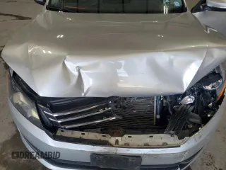 2015 Volkswagen Passat Limited Edition Edition z VIN 1VWAT7A39FC044466, wystawiony jako Copart lot #54442945 z przebiegiem 107 925 mil mil oraz Szkoda całkowita • Salvage title. Historia ofert i sprzedaży dostępna na DreamBid. Obrazek 11.