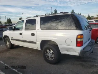 2000 Chevrolet Suburban LT with VIN 3GNEC16T5YG189571, listed as a Copart auction lot 77704644 with 280,021 mi miles and Clean Title. Bid and sale history available at carsss.com. Image 2.