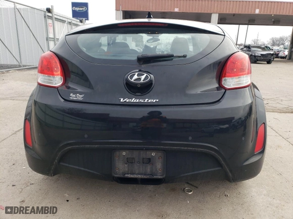 2014 Hyundai Veloster RE:FLEX with VIN KMHTC6AD1EU192467, listed as a Copart auction lot 82654544 with 92,621 mi miles and Salvage Title. Bid and sale history available at carsss.com. Image 6.