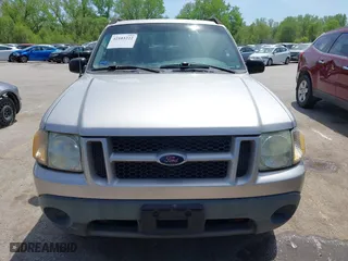 2005 Ford Explorer Sport Trac XLS with VIN 1FMZU77K75UB52008, listed as a IAAI auction lot 42103222 with 65,007 mi miles. Bid and sale history available at carsss.com. Image 6.