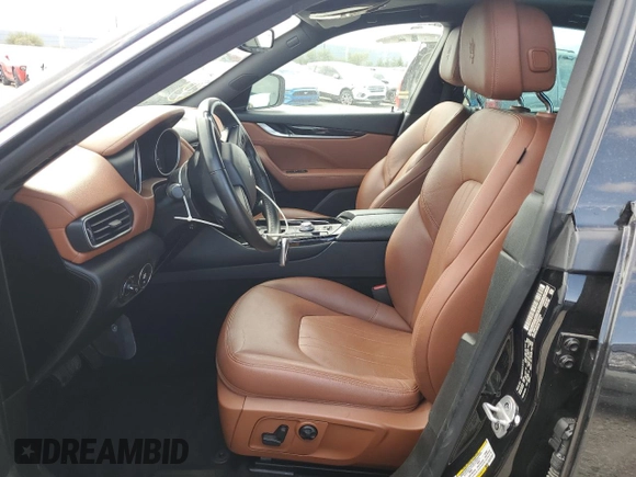 2018 Maserati Levante z VIN ZN661XUA6JX303746, wystawiony jako Copart lot #57876445 z przebiegiem 50 798 mil mil oraz Szkoda całkowita • Salvage title. Historia ofert i sprzedaży dostępna na DreamBid. Obrazek 7.