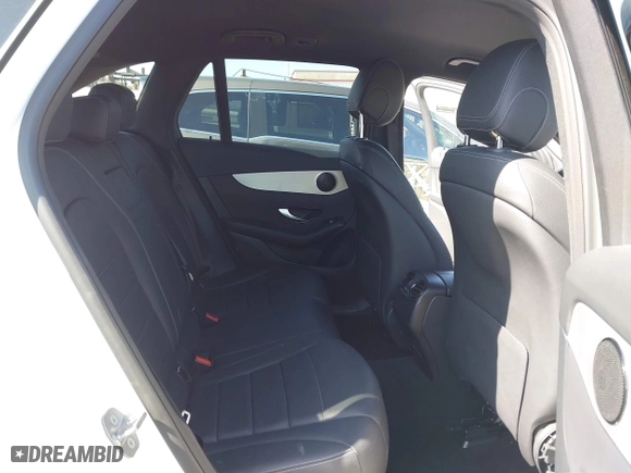 2019 Mercedes-Benz GLC with VIN WDC0G4JB0KV172130, listed as a IAAI auction lot 42094565 with 40,013 mi miles. Bid and sale history available at carsss.com. Image 8.