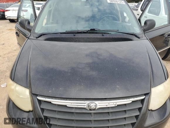 2005 Chrysler Town & Country Touring with VIN 2C4GP54L85R522867, listed as a Copart auction lot 50930125 with 201,641 mi miles and Salvage Title. Bid and sale history available at DreamBid. Image 12.