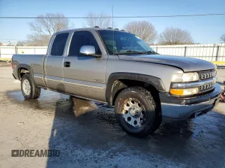 2000 Chevrolet Silverado 1500 LS with VIN 2GCEK19TXY1379480, listed as a Copart auction lot 43135855 with 0 mi miles and Salvage Title. Bid and sale history available at carsss.com. Image 4.