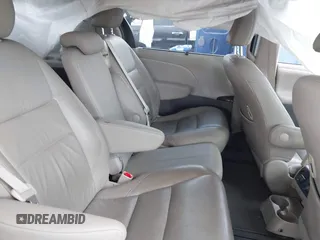 2018 Toyota Sienna XLE Auto Access Seat with VIN 5TDYZ3DC4JS941562, listed as a IAAI auction lot 41569858 with 76,439 mi miles. Bid and sale history available at carsss.com. Image 8.