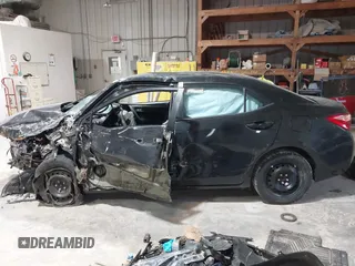 2019 Toyota Corolla L z VIN 5YFBURHE1KP940527, wystawiony jako IAAI lot #42120597 z przebiegiem 93 180 mil mil oraz . Historia ofert i sprzedaży dostępna na DreamBid. Obrazek 15.