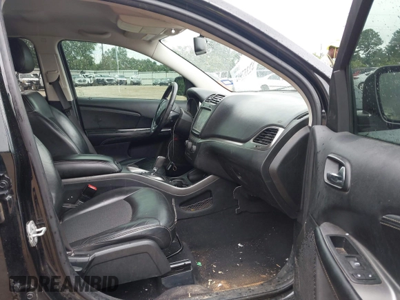 2017 Dodge Journey Crossroad Plus with VIN 3C4PDDGG1HT526083, listed as a IAAI auction lot 42357902 with 211,626 mi miles and . Bid and sale history available at DreamBid. Image 5.