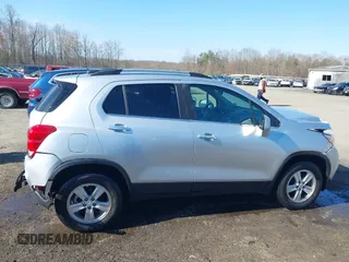 2018 Chevrolet Trax LT z VIN KL7CJPSB7JB507028, wystawiony jako IAAI lot #41801612 z przebiegiem 114 349 mil mil oraz . Historia ofert i sprzedaży dostępna na DreamBid. Obrazek 13.