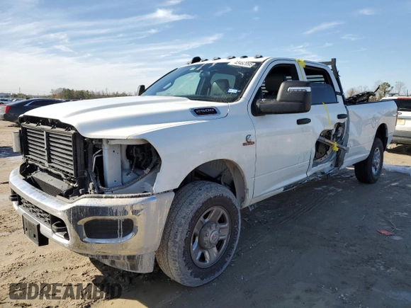 2024 Ram 2500 Tradesman z VIN 3C6UR5HL6RG253486, wystawiony jako Copart lot #43462095 z przebiegiem 34 638 mil mil oraz Szkoda całkowita • Salvage title. Historia ofert i sprzedaży dostępna na DreamBid. Obrazek 1.