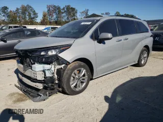 2022 Toyota Sienna XLE Woodland Edition with VIN 5TDASKFC1NS054701, listed as a Copart auction lot 75637314 with 39,021 mi miles and Non Repairable. Bid and sale history available at carsss.com. Image 1.