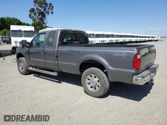 2010 Ford F-250 XL z VIN 1FTSX2BR5AEA72246, wystawiony jako Copart lot #63031345 z przebiegiem 183 466 mil mil oraz Czysty tytuł • Clean title. Historia ofert i sprzedaży dostępna na DreamBid. Obrazek 2.