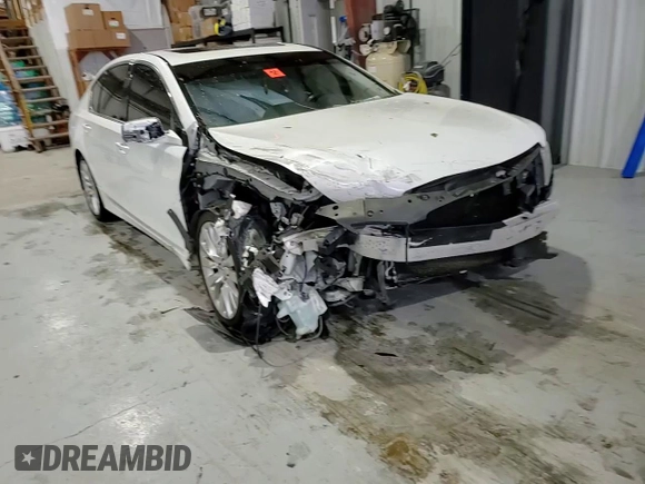 2015 Acura RLX Tech Pkg with VIN JH4KC1F5XFC001090, listed as a Copart auction lot 88261555 with 0 mi miles and Salvage Title. Bid and sale history available at carsss.com. Image 11.