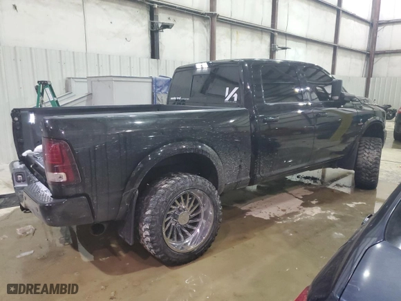 2018 Ram 2500 Laramie with VIN 3C6UR5FL3JG122068, listed as a Copart auction lot 46028185 with 71,614 mi miles and Salvage Title. Bid and sale history available at carsss.com. Image 3.