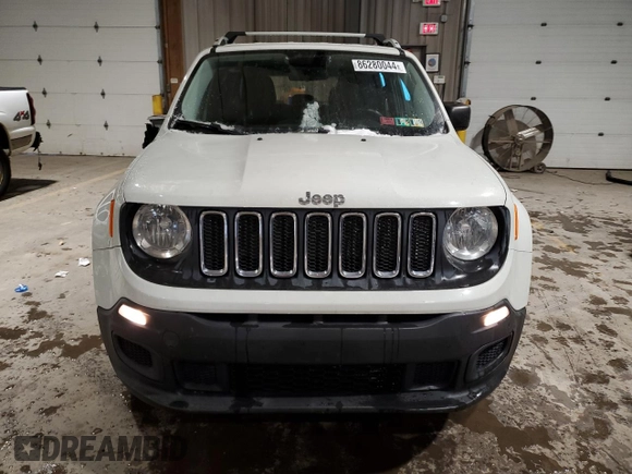 2015 Jeep Renegade Sport with VIN ZACCJBAH0FPB65139, listed as a Copart auction lot 86280044 with 99,679 mi miles and Salvage Title. Bid and sale history available at DreamBid. Image 5.