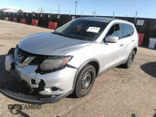 2015 Nissan Rogue S with VIN KNMAT2MV7FP501643, listed as a IAAI auction lot 42090705 with 147,128 mi miles. Bid and sale history available at carsss.com. Image 17.